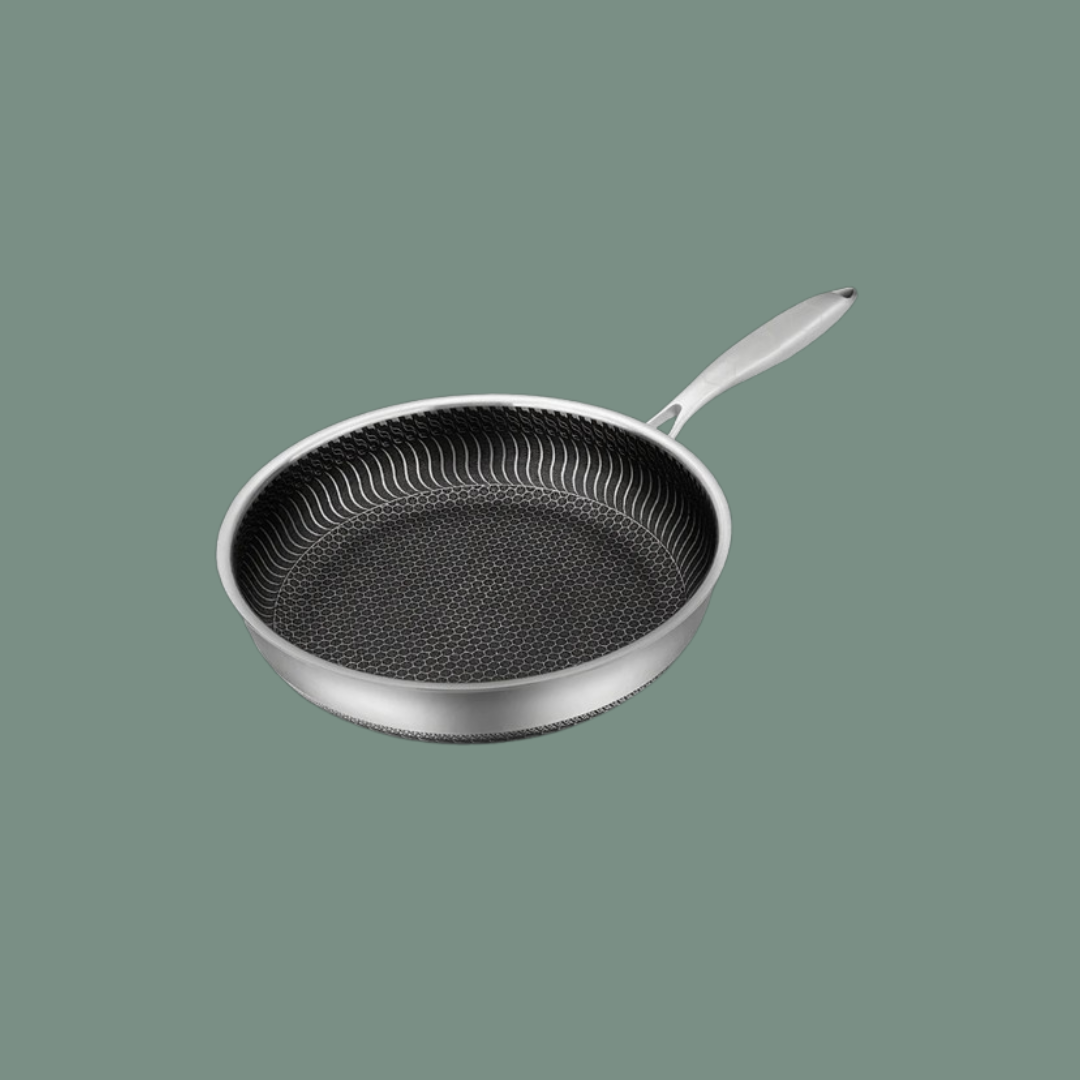 Scratch-resistant hybrid pan safe for metal utensils in everyday cooking